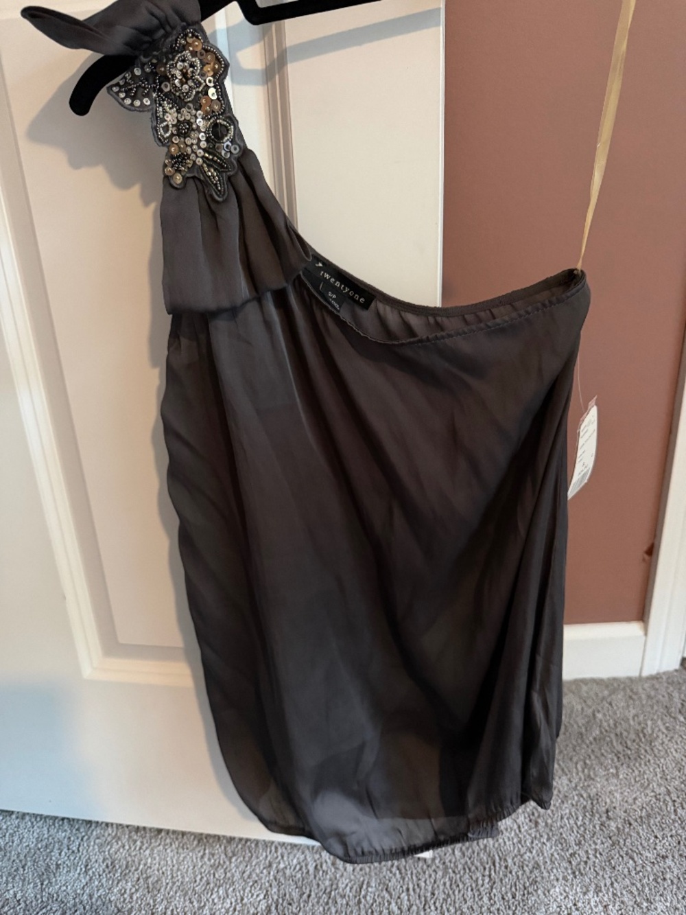 Forever 21 one shoulder bow top NWT